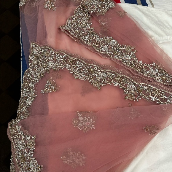 Reception Lehenga - Picture 4 of 6